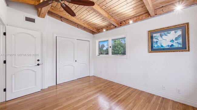 Building Photo - 2613 Tortugas Ln