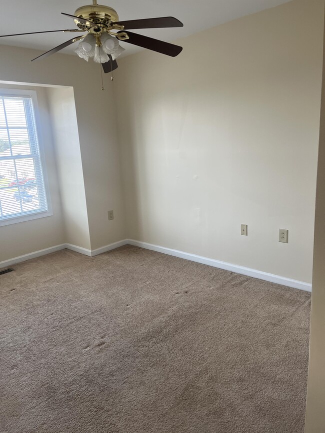 Building Photo - 118 Myatt Ct