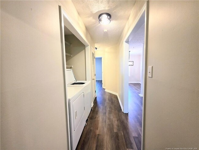 Building Photo - 302 Bubble Creek Ct