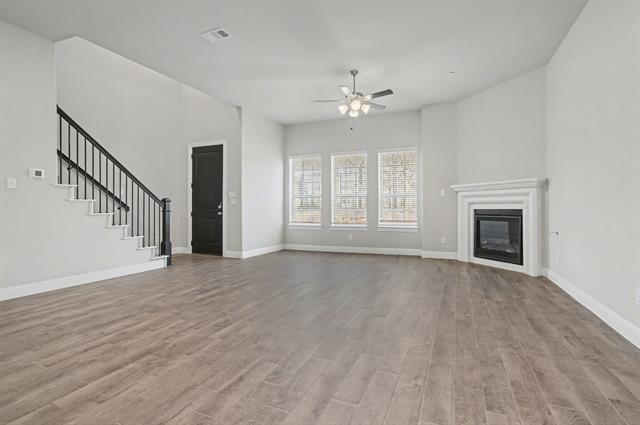 Building Photo - 209 Suma Dr