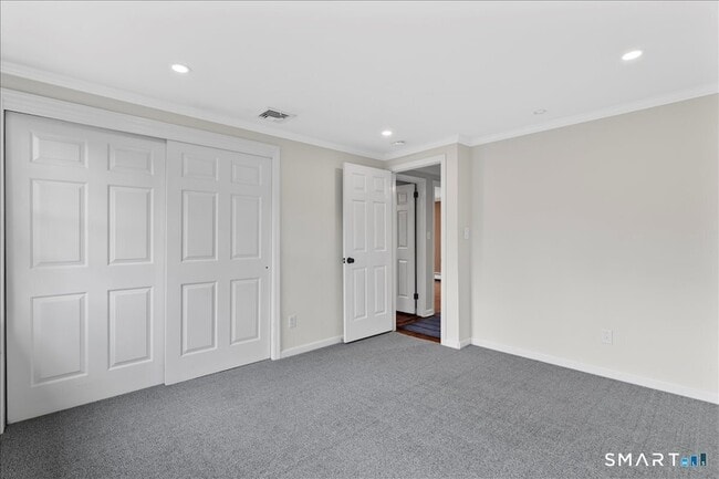 Building Photo - 116 Scarlet Oak Dr