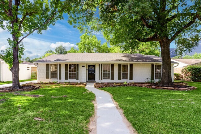 Primary Photo - 10606 Wickersham Ln