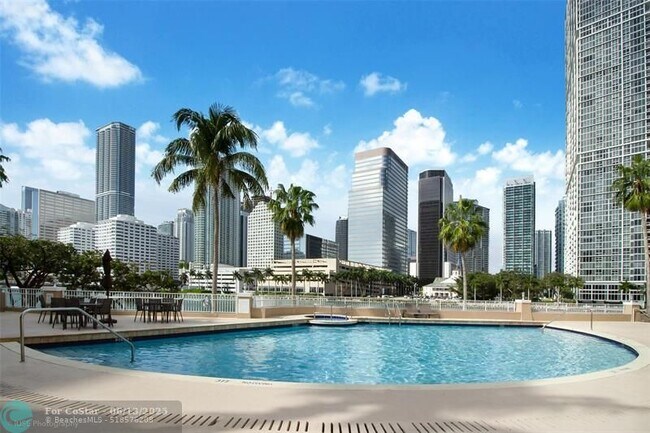 Building Photo - 701 Brickell Key Blvd