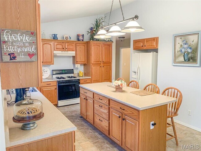 Building Photo - 1031 Buran Dr