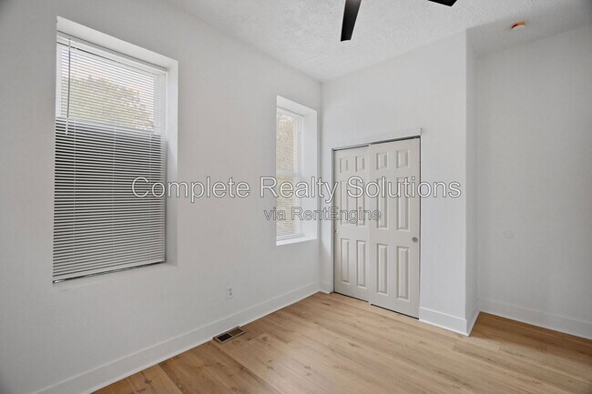 Building Photo - 2928 Texas Ave