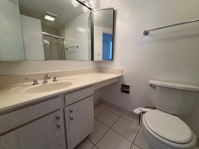 Building Photo - 6340 Americana Dr