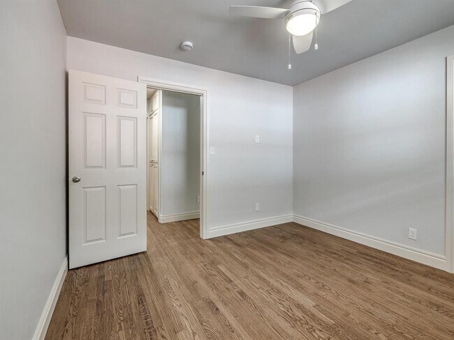 Building Photo - 1320 Avondale Dr