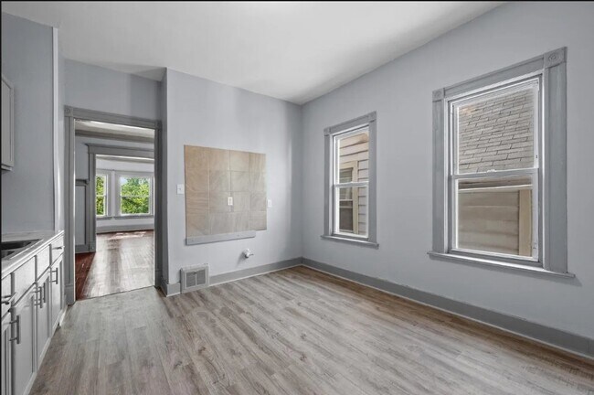 Building Photo - 2169 N 39th St