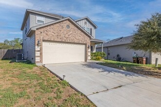 Building Photo - 2450 Keyhole Vw