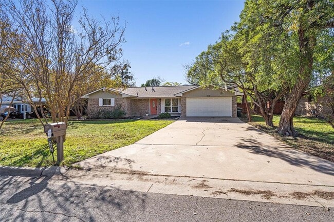 Building Photo - 1912 Terry Ln