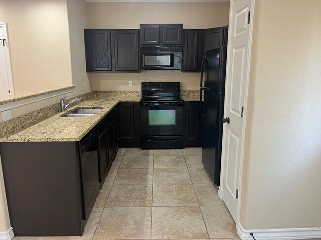 Building Photo - 16824 Dancing Ava