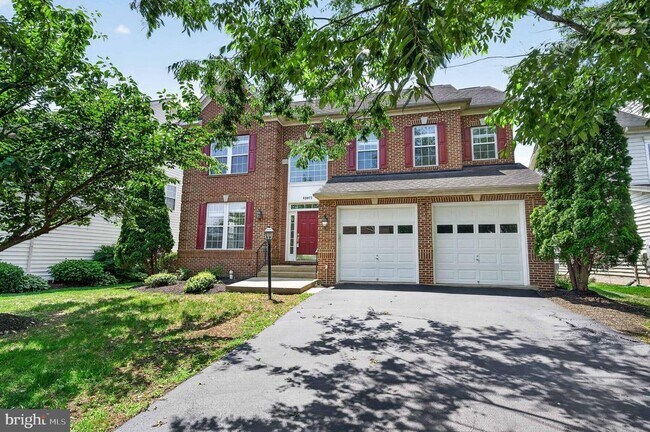 Building Photo - 42071 Pepperbush Pl