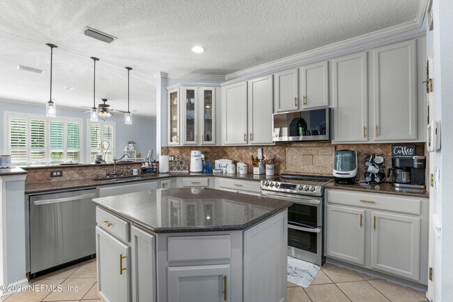 Building Photo - 3020 S Atherley Rd