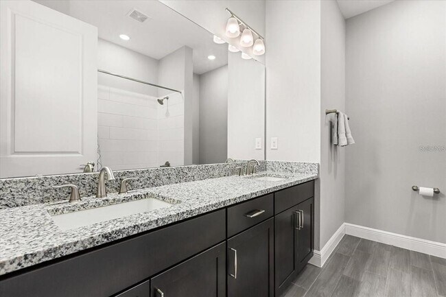 Building Photo - 1020 River Otter Wy