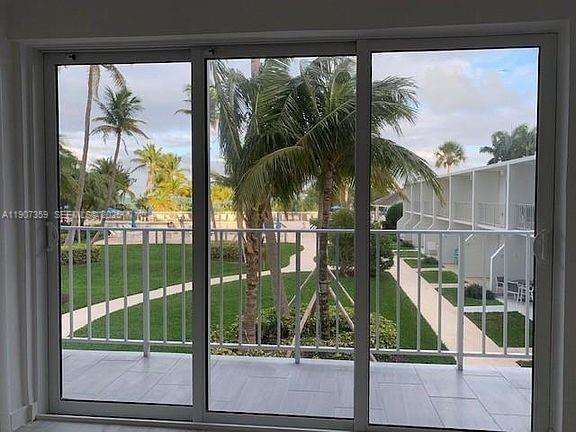 Building Photo - 881 Ocean Dr