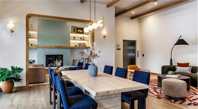 Building Photo - 5902 Westminster Dr