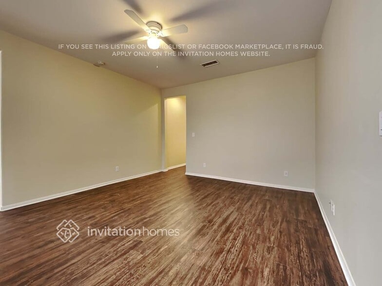 Building Photo - 6223 W Ave J 10