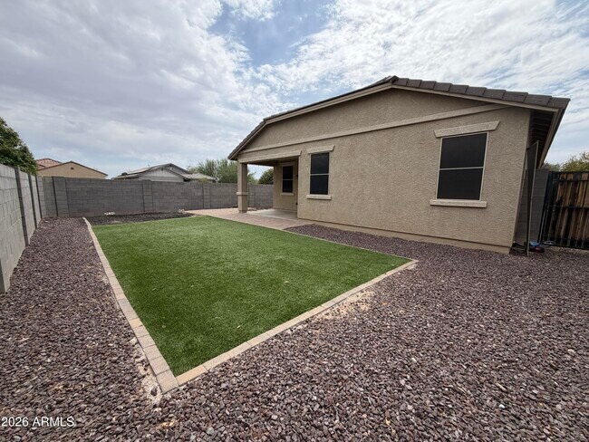 Building Photo - 21887 N 181st Ave