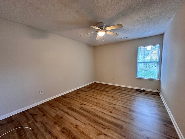 Building Photo - Exclusively Offered by Muse Realty, LLC