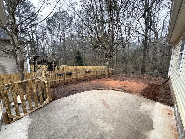 Building Photo - East Athens 3br House - FOR RENT