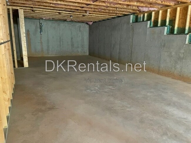 Building Photo - 582 Warrenton Run Dr