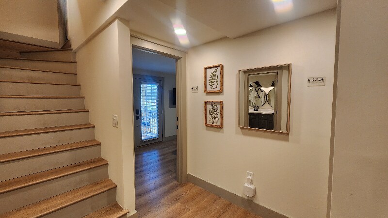 Building Photo - 1704 S Forest Dr