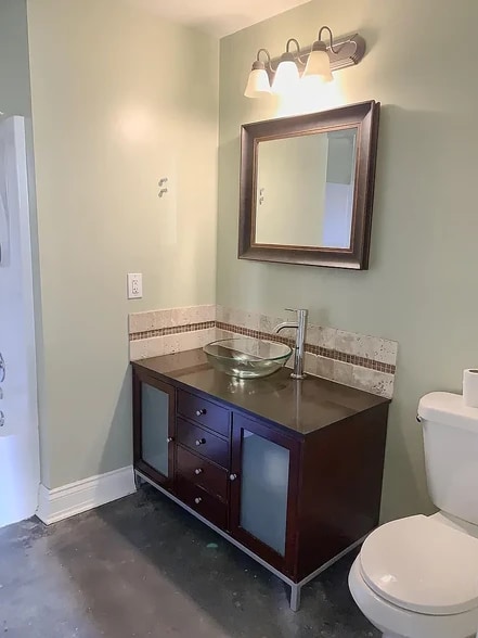 Building Photo - 509 DELAWARE St