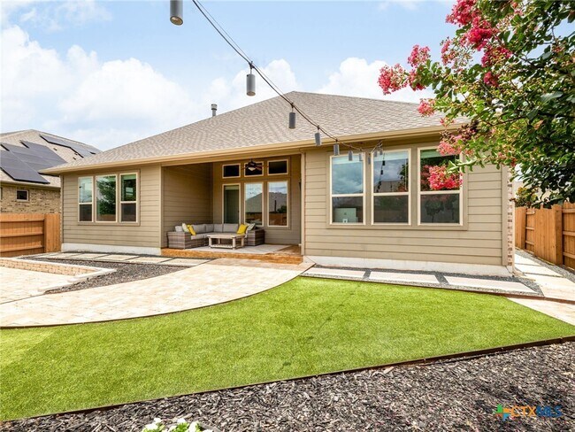 Building Photo - 253 Pink Granite Blvd