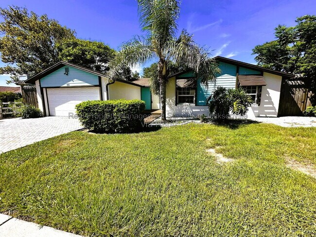Building Photo - 865 Rudder Rd