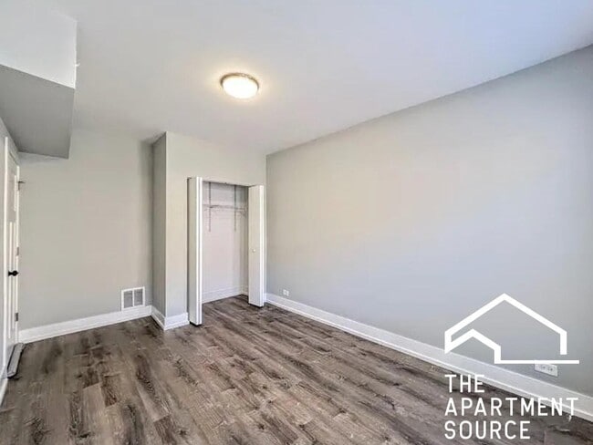 Building Photo - 1128 Maple Ave