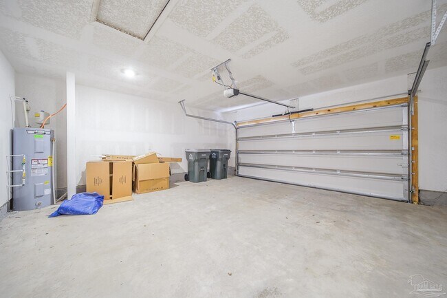 Building Photo - 6347 Burrow Ln