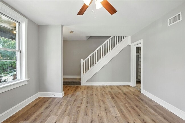Building Photo - 3417 Cliftmont Ave