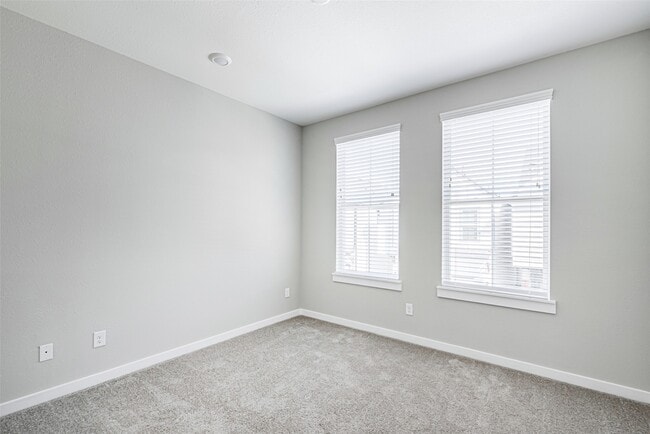 Building Photo - 8423 Berry Brush Ln