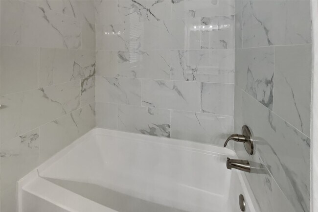 Building Photo - 5418 Gosforth Dr