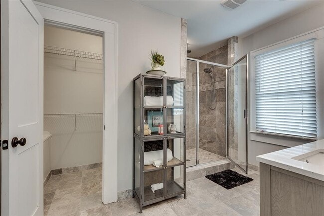 Building Photo - 953 Gilbert St SE