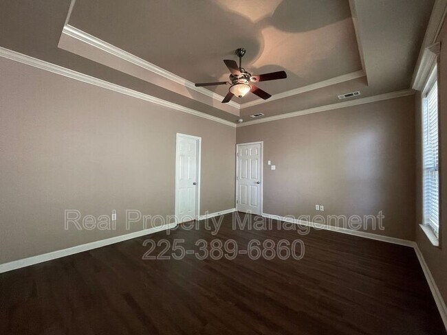 Building Photo - 30092 Irene Kennard Ave