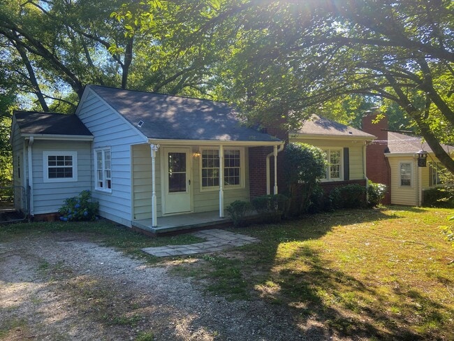 Building Photo - 4 Elletson Dr