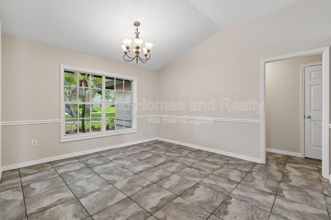 Building Photo - 95 Woodside Dr