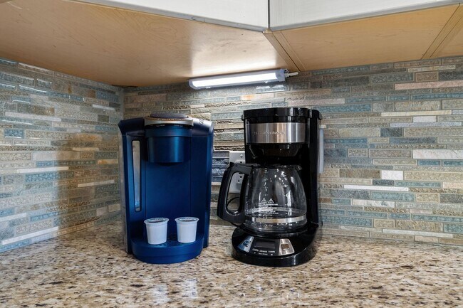 Building Photo - “Beachside Living – 2BR/2BA Condo with Ocean Views”