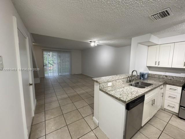 Building Photo - 721 Talavera Rd