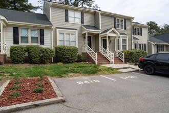 Building Photo - 5419 Sharpe Dr