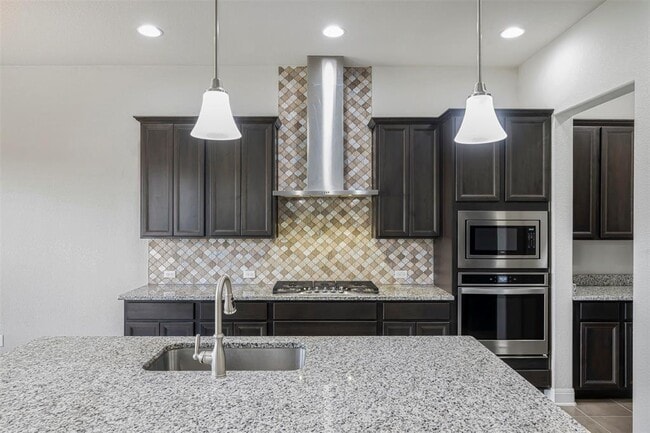 Building Photo - 4620 Katherine Dr