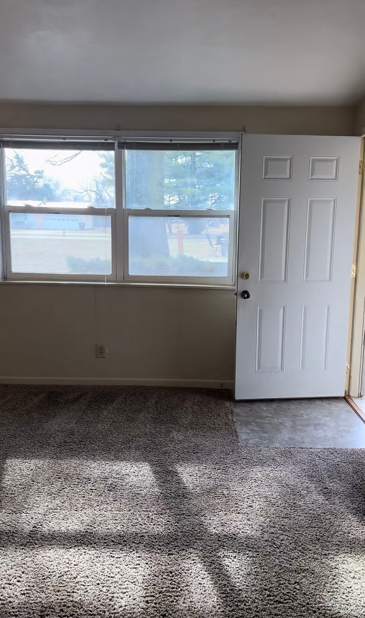 Building Photo - 2780 E Phylbeck Ave