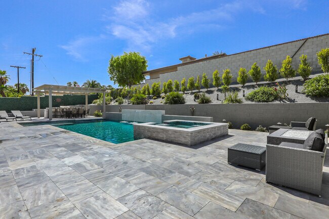 Building Photo - 79575 Camelback Dr