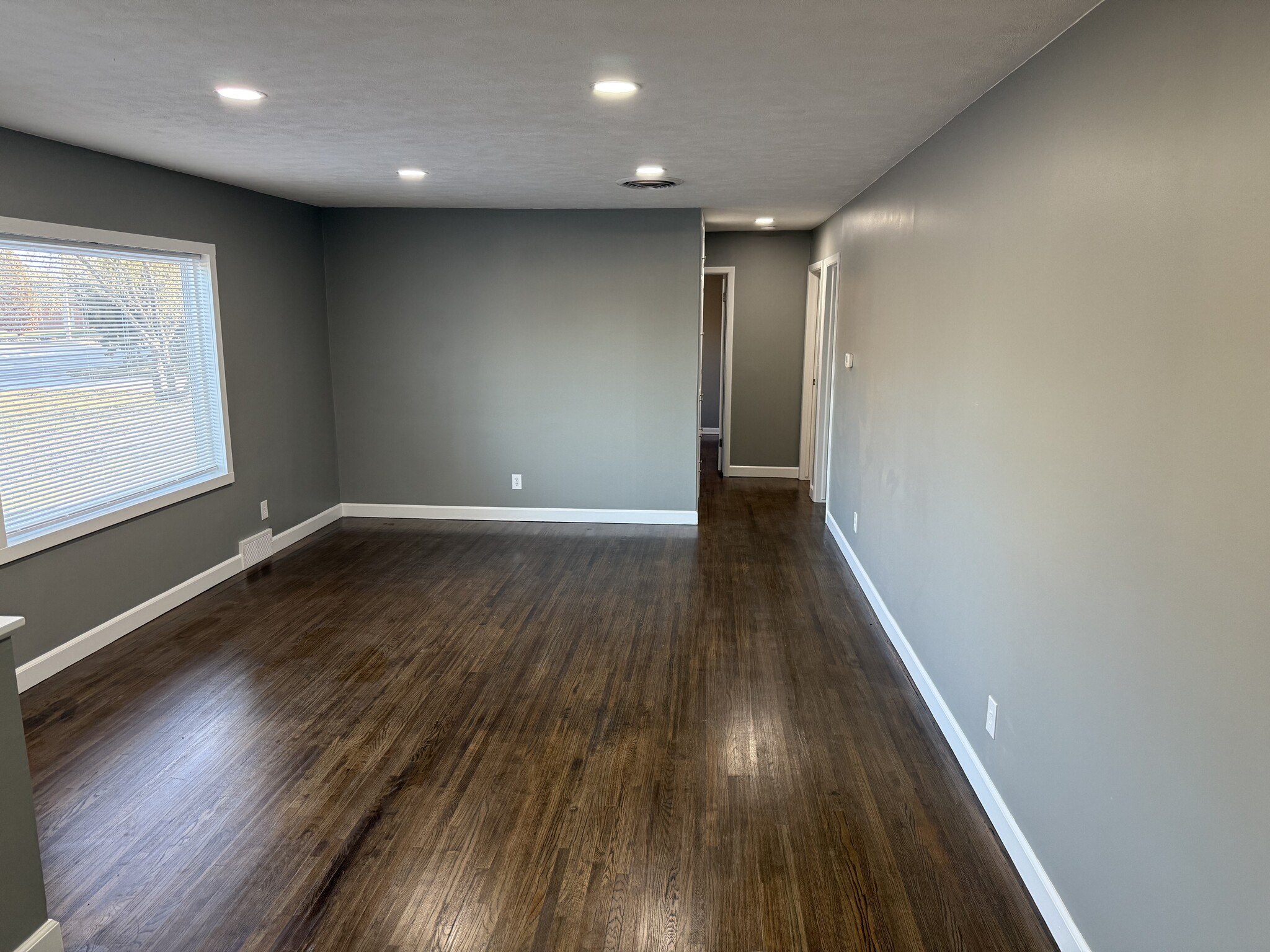 Building Photo - 2517 N Waldron St