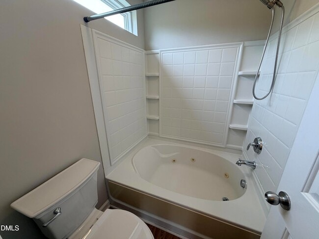 Building Photo - 620 Woodson Dr