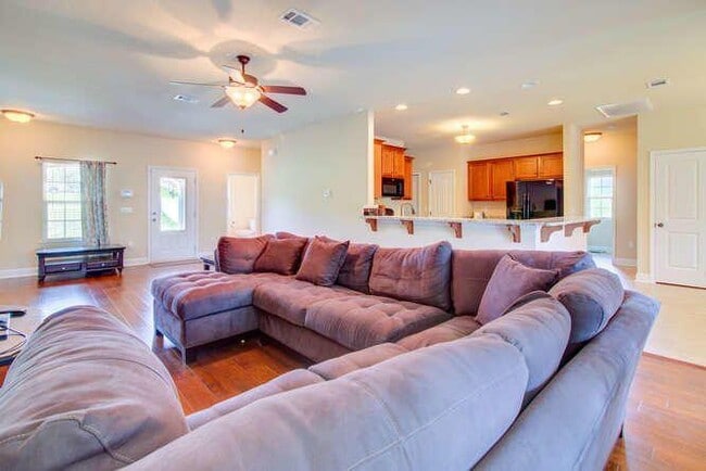 Building Photo - 3368 Wild Hare Ln