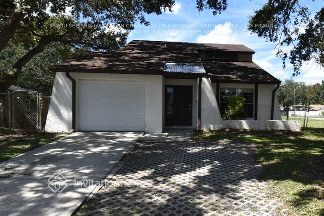 Building Photo - 3101 Sandspur Dr
