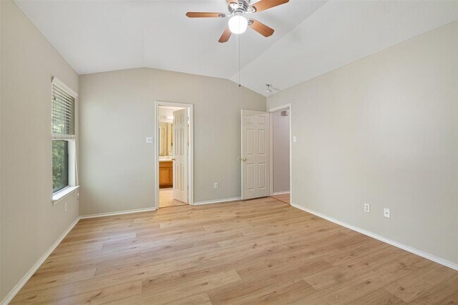 Building Photo - 808 Flatters Way