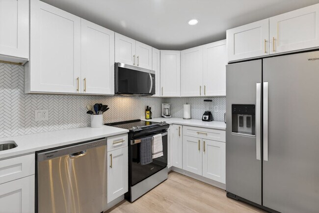 Building Photo - 3831 Brown Rd